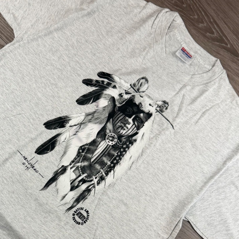 Hanes Mens T-Shirt Vintage 1994 Menchego Native American Warrior Gray Large